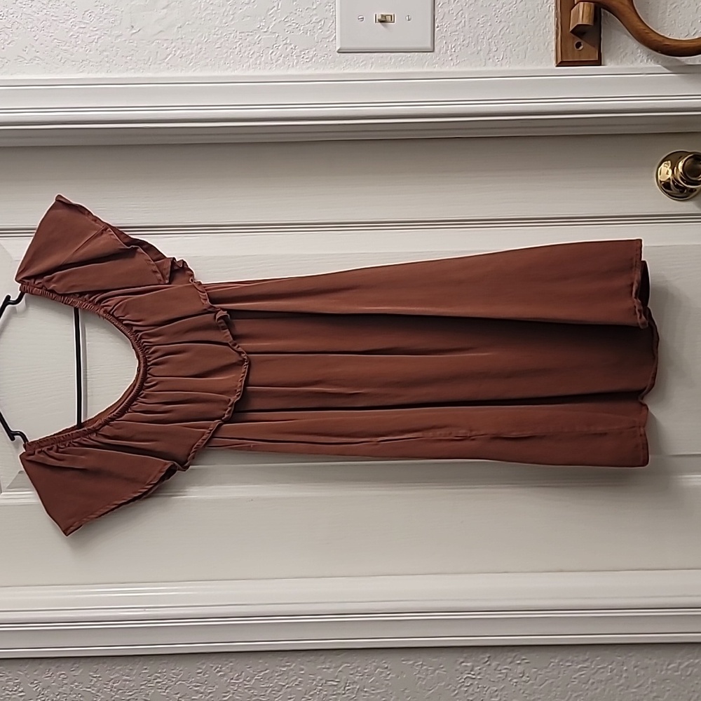 Burnt orange/brown off shoulder dress with pockets, size small or medium